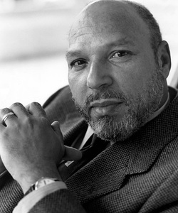 August Wilson&#39;s original name was Frederick August Kittel Jr. and he was born on April 27, 1945 to Frederick August Kittel Sr. and Daisy Wilson. - 6729358